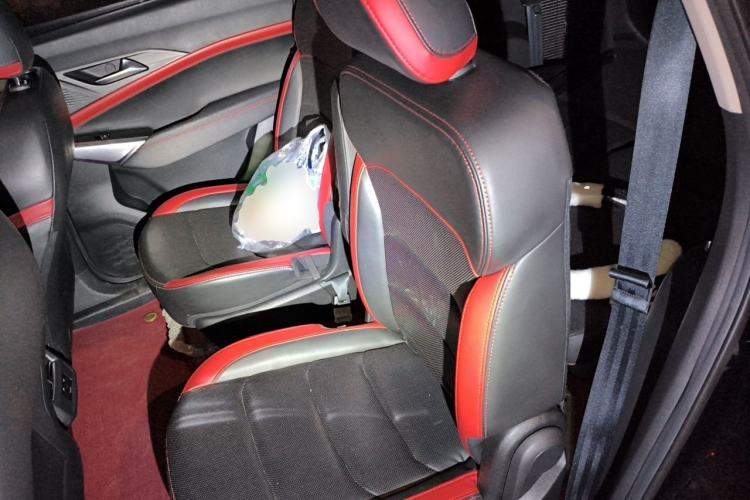 Used SOL X8 2021 300T DCT Prestige Smart Connect Edition 6 Seats Left Rear Seat
