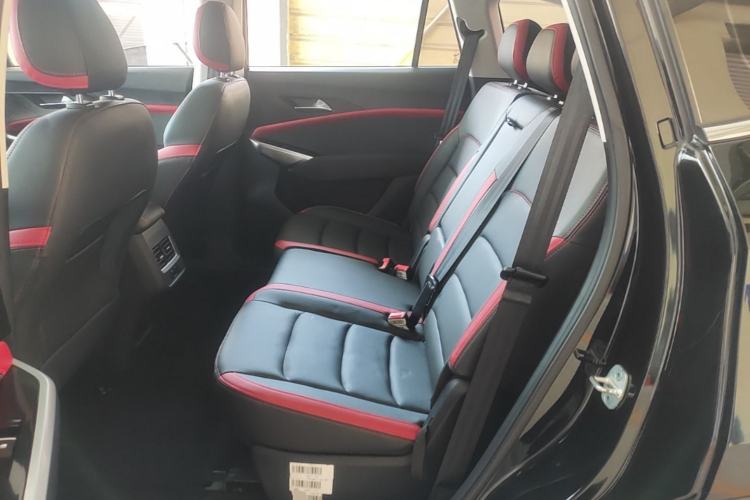 Used SOL X8 2021 Revised 300T Manual Luxury Smart Connect Edition 5 Seats Left Rear Seat