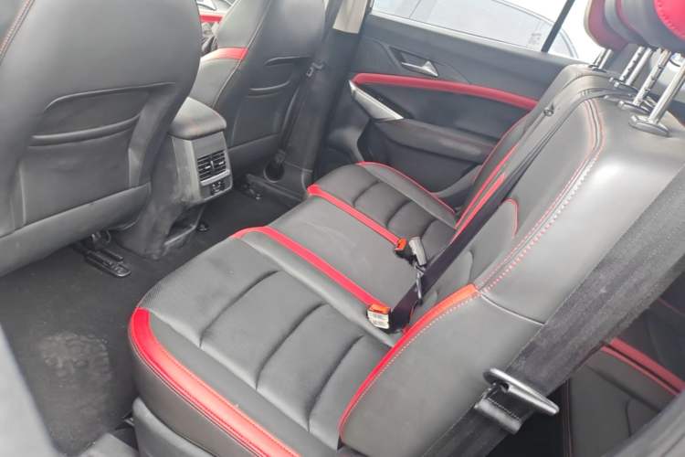 Used SOL X8 2021 300T DCT Prestige Smart Connect Edition 7 Seats Left Rear Seat