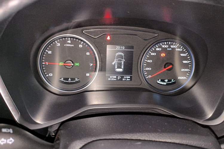 Used SOL X8 2021 300T DCT Prestige Smart Connect Edition 6 Seats Odometer Close Up