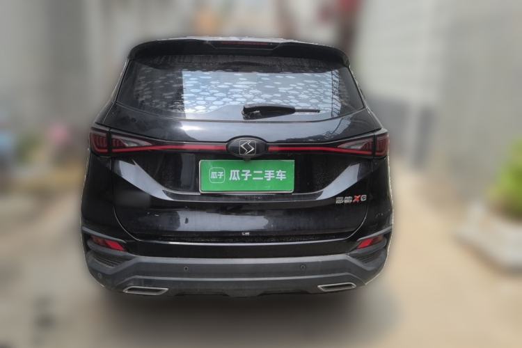 Used SOL X8 2021 300T DCT Leading Smart Connectivity Version 7 Seats Rear