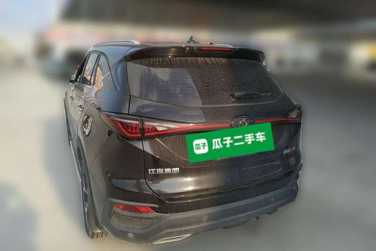 Used SOL X8 2021 300T DCT Luxury Smart Connect Edition 6 Seats Rear Left 45 Deg