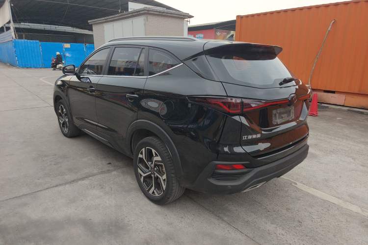 Used SOL X8 2021 300T DCT Leading Smart Connectivity Version 7 Seats Rear Left 45 Deg