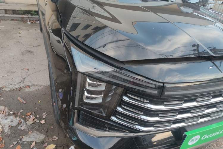 Used SOL X8 2021 300T DCT Leading Smart Connectivity Version 7 Seats Right Front Headlight