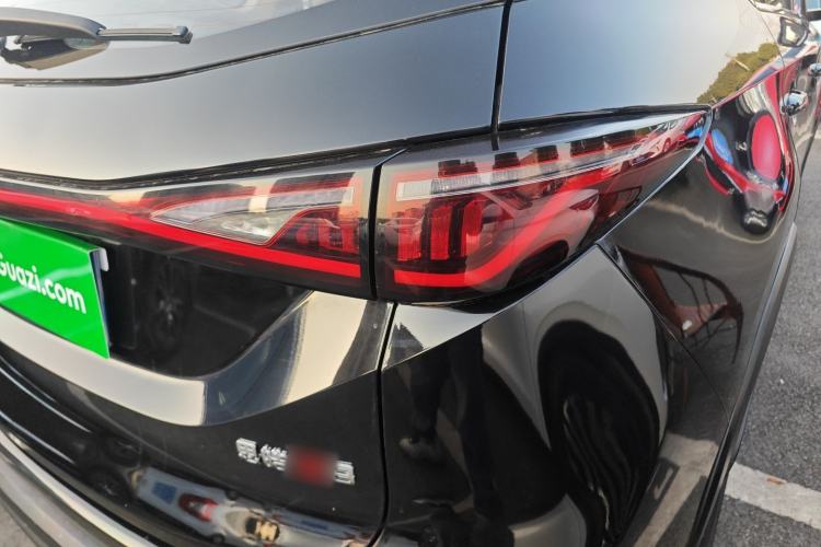 Used SOL X8 2021 300T DCT Prestige Smart Connectivity Edition 5-seater Right Rear Taillight