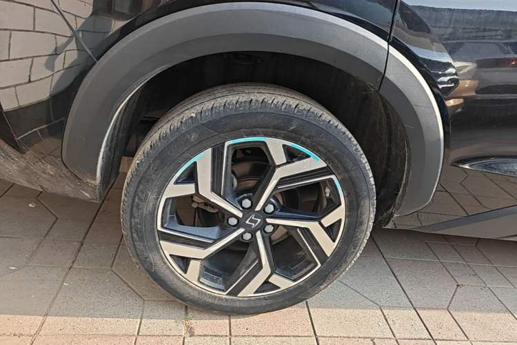 Used SOL X8 2021 300T DCT Leading Smart Connectivity Edition 5-seater Right Rear Wheel Hub