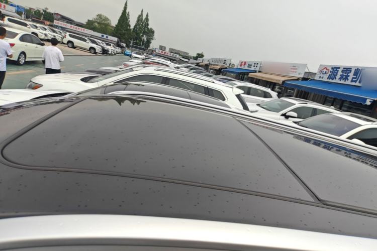 Used SOL X8 2021 300T DCT Prestige Smart Connect Edition 7 Seats Roof