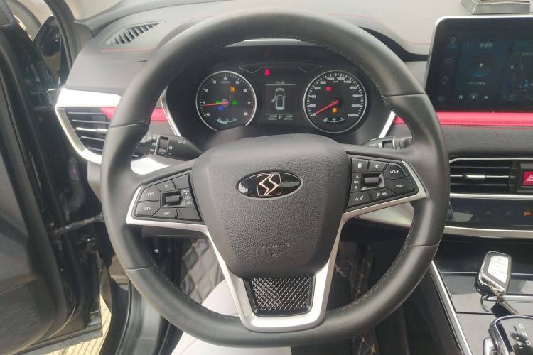 Used SOL X8 2021 300T DCT Leading Smart Connectivity Version 7 Seats Steering Wheel