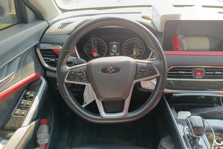 Used SOL X8 2021 300T DCT Prestige Smart Connect Edition 6 Seats Steering Wheel