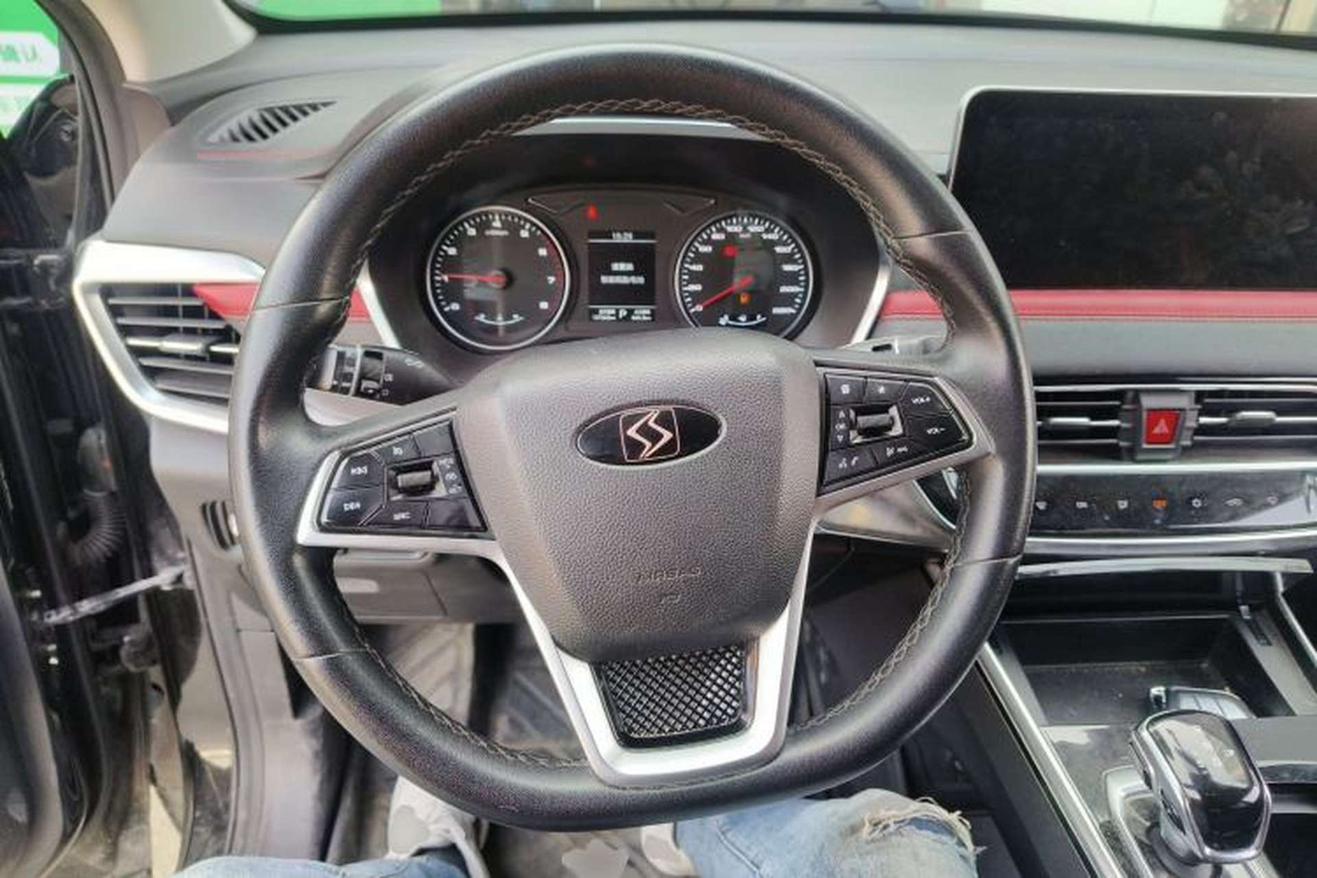 Used SOL X8 2021 300T DCT Luxury Smart Connect Edition 5 Seats Steering Wheel