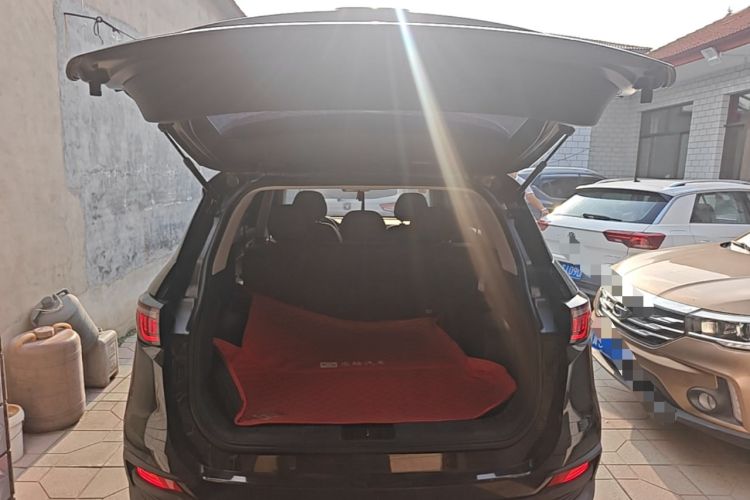 Used SOL X8 2021 300T DCT Leading Smart Connectivity Edition 5-seater Trunk