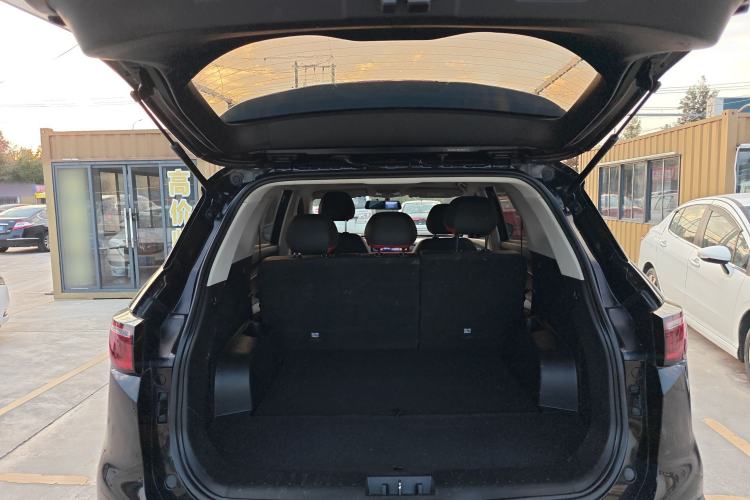 Used SOL X8 2021 300T DCT Luxury Smart Connect Edition 5 Seats Trunk
