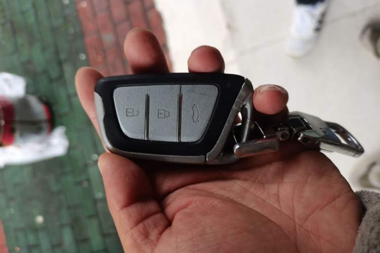 Used SOL X8 2021 300T DCT Leading Smart Connectivity Version 7 Seats Vehicle Key