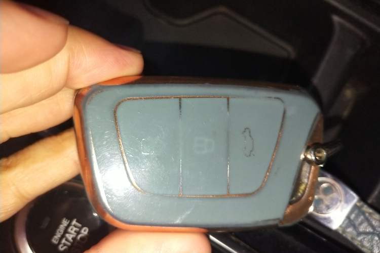 Used SOL X8 2021 300T DCT Leading Smart Connectivity Version 6 Seats Vehicle Key