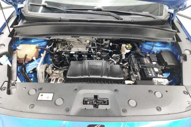 Used SOL X8 2021 300T DCT Leading Smart Connectivity Edition 5-seater Engine Bay