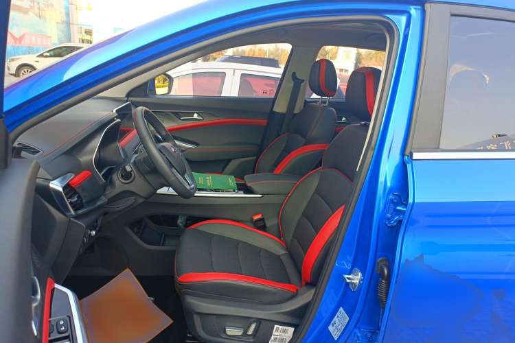 Used SOL X8 2021 300T DCT Leading Smart Connectivity Version 6 Seats Left Front Seat