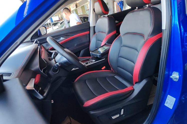 Used SOL X8 2021 300T DCT Luxury Smart Connect Edition 7 Seats Left Front Seat