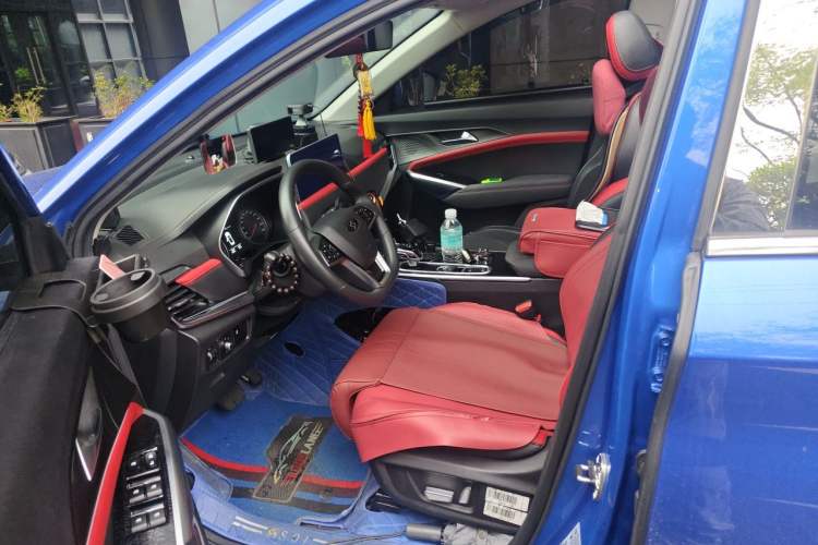 Used SOL X8 2021 300T DCT Prestige Smart Connectivity Edition 5-seater Left Front Seat