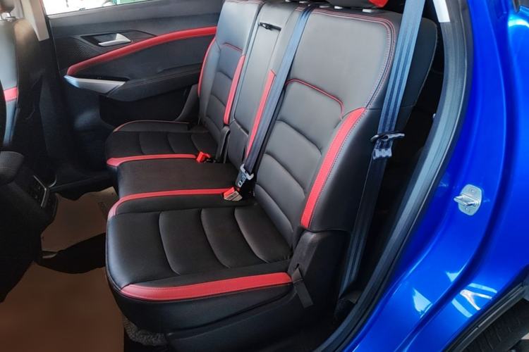 Used SOL X8 2021 300T DCT Luxury Smart Connect Edition 7 Seats Left Rear Seat
