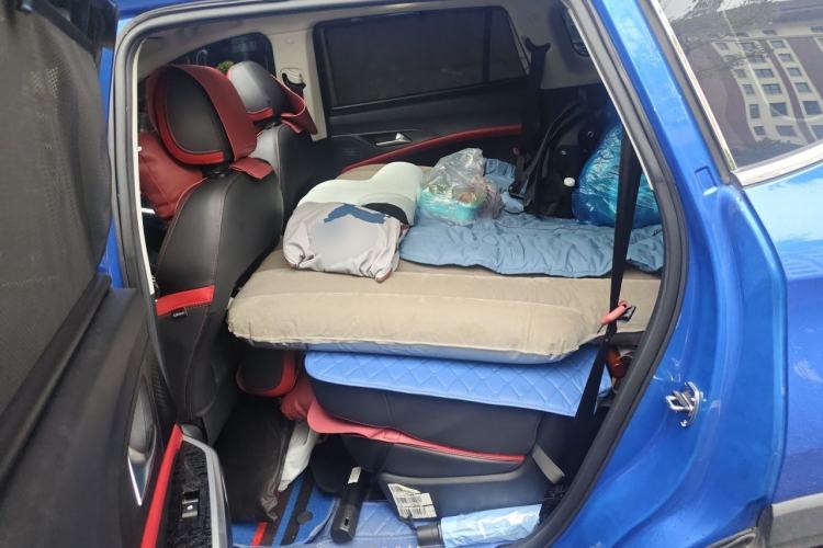 Used SOL X8 2021 300T DCT Prestige Smart Connectivity Edition 5-seater Left Rear Seat