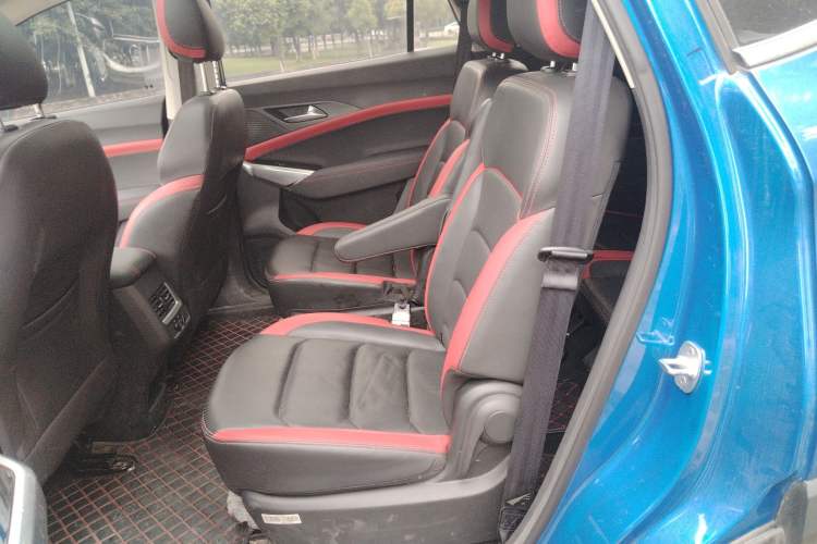 Used SOL X8 2021 300T DCT Prestige Smart Connect Edition 6 Seats Left Rear Seat