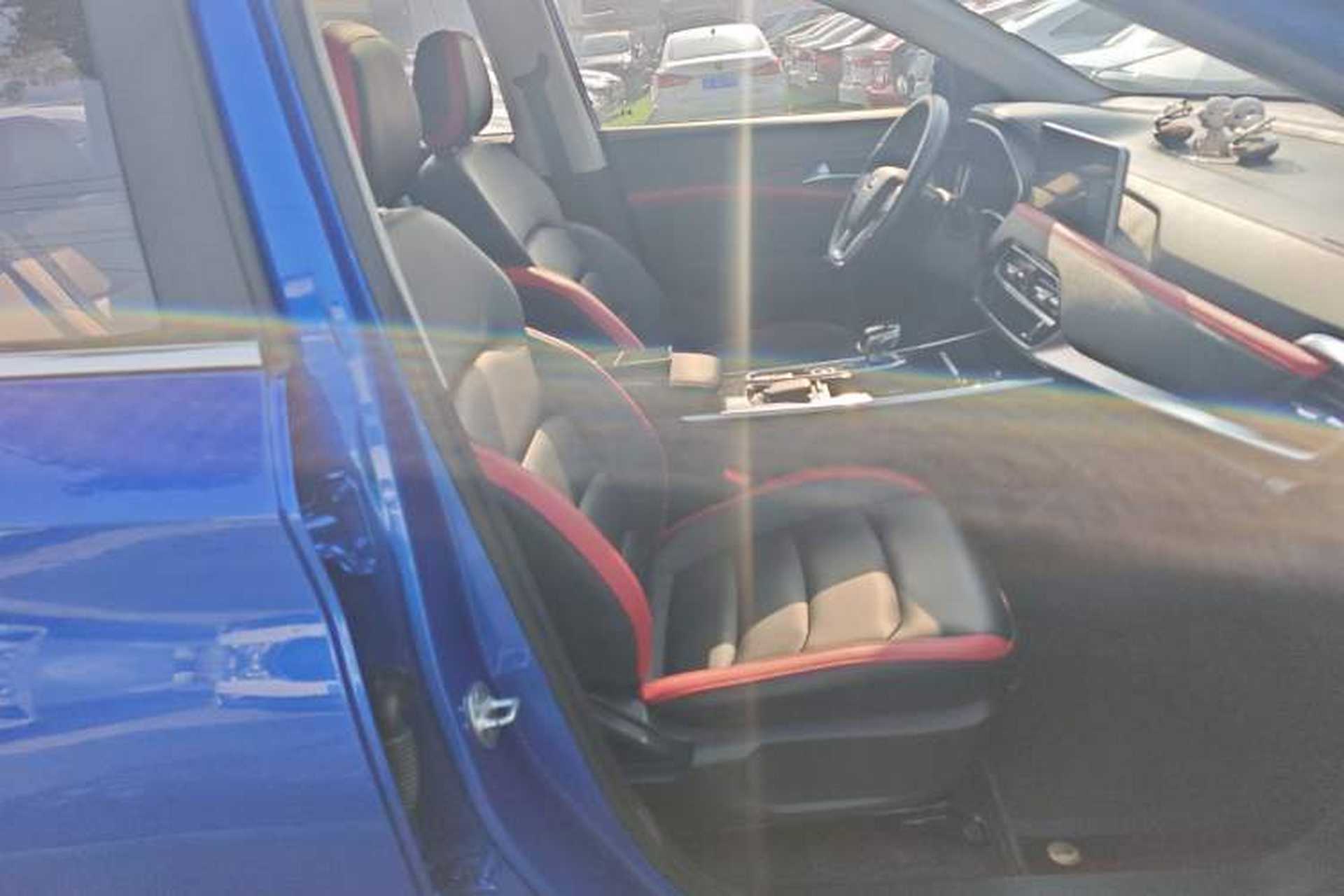 Used SOL X8 2021 300T DCT Leading Smart Connectivity Version 7 Seats Right Front Seat