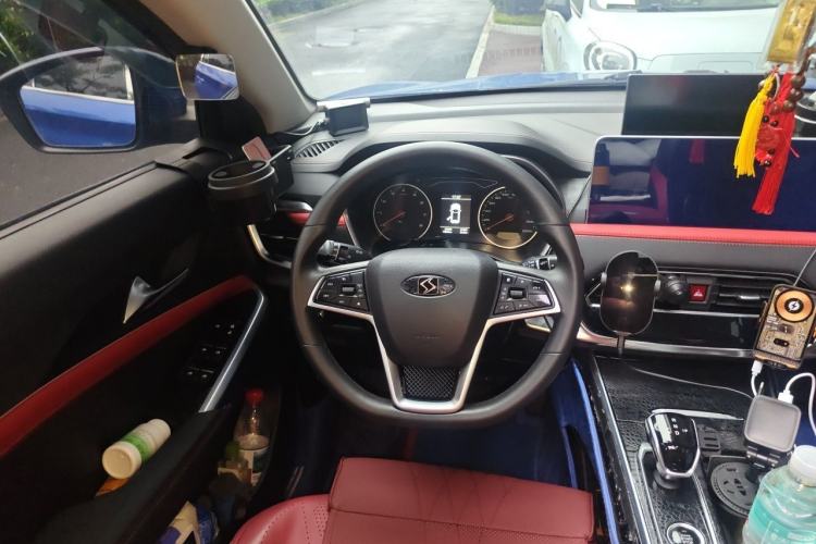 Used SOL X8 2021 300T DCT Prestige Smart Connectivity Edition 5-seater Steering Wheel