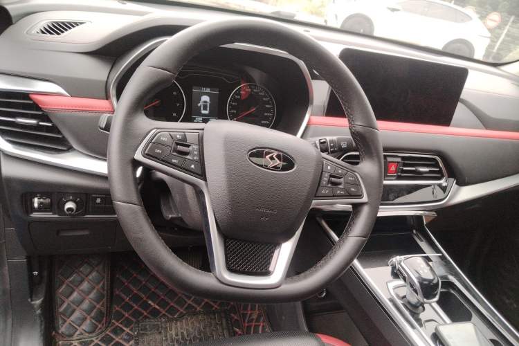 Used SOL X8 2021 300T DCT Prestige Smart Connect Edition 6 Seats Steering Wheel