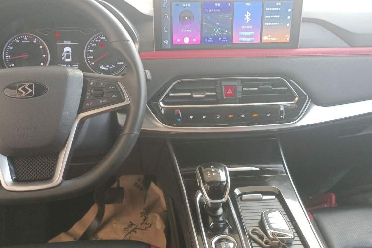 Used SOL X8 2021 300T DCT Luxury Smart Connect Edition 6 Seats Audio And AC Panel