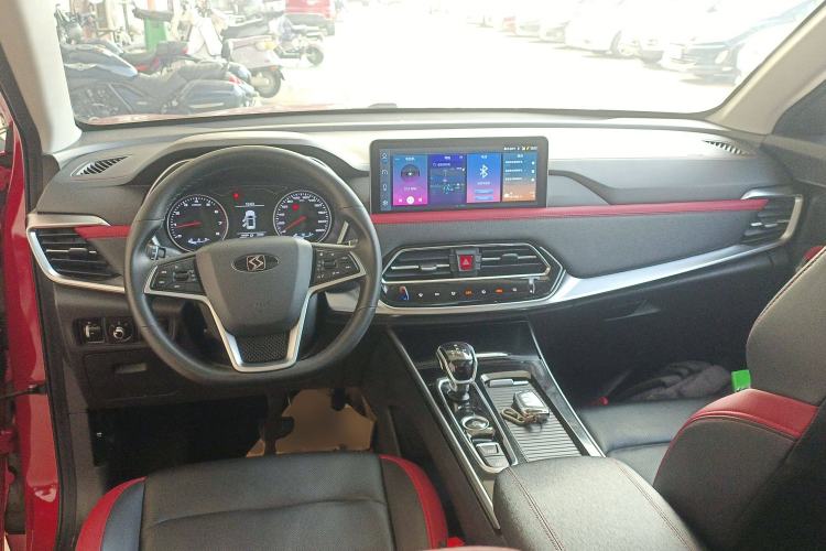 Used SOL X8 2021 300T DCT Luxury Smart Connect Edition 6 Seats Interior 2