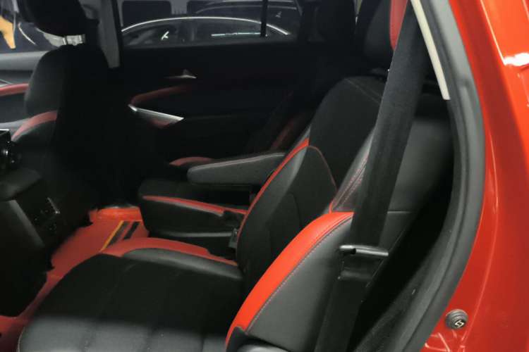 Used SOL X8 2021 300T DCT Prestige Smart Connect Edition 6 Seats Left Rear Seat
