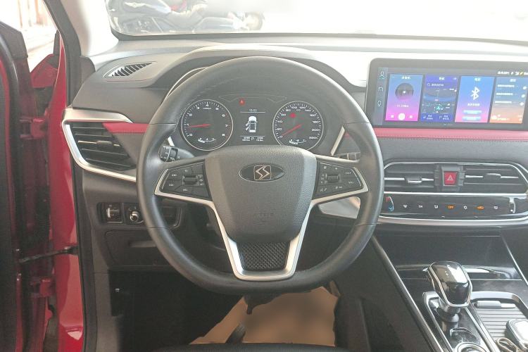 Used SOL X8 2021 300T DCT Luxury Smart Connect Edition 6 Seats Steering Wheel