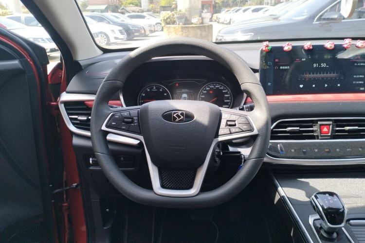 Used SOL X8 2021 300T DCT Panoramic Luxury Edition 5 Seats Steering Wheel