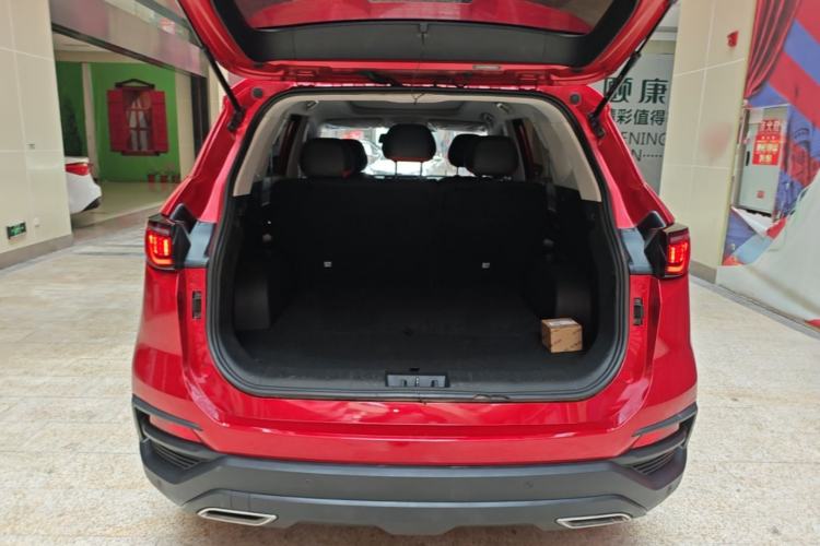 Used SOL X8 2021 300T DCT Prestige Smart Connectivity Edition 5-seater Trunk