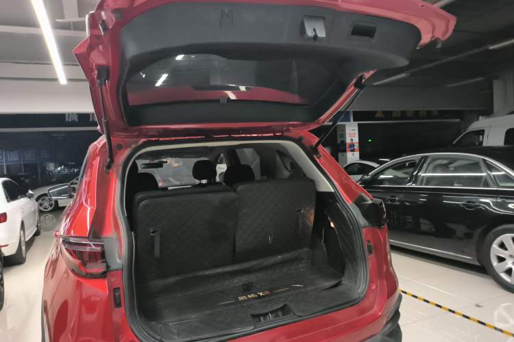 Used SOL X8 2021 300T DCT Prestige Smart Connect Edition 6 Seats Trunk