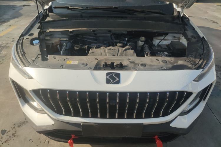 Used SOL X8 2021 300T DCT Luxury Smart Connect Edition 5 Seats Engine Bay
