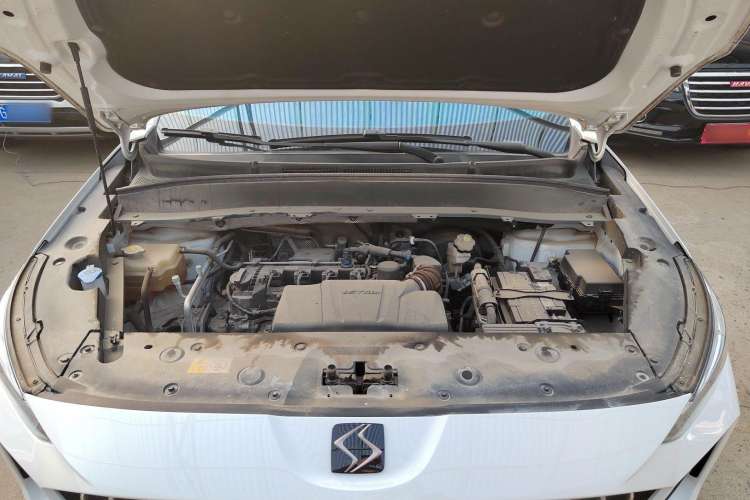Used SOL X8 2021 300T DCT Prestige Smart Connect Edition 6 Seats Engine Bay