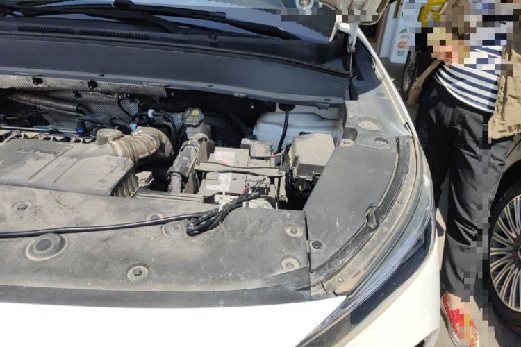 Used SOL X8 2021 300T DCT Leading Smart Connectivity Version 7 Seats Engine Bay Left
