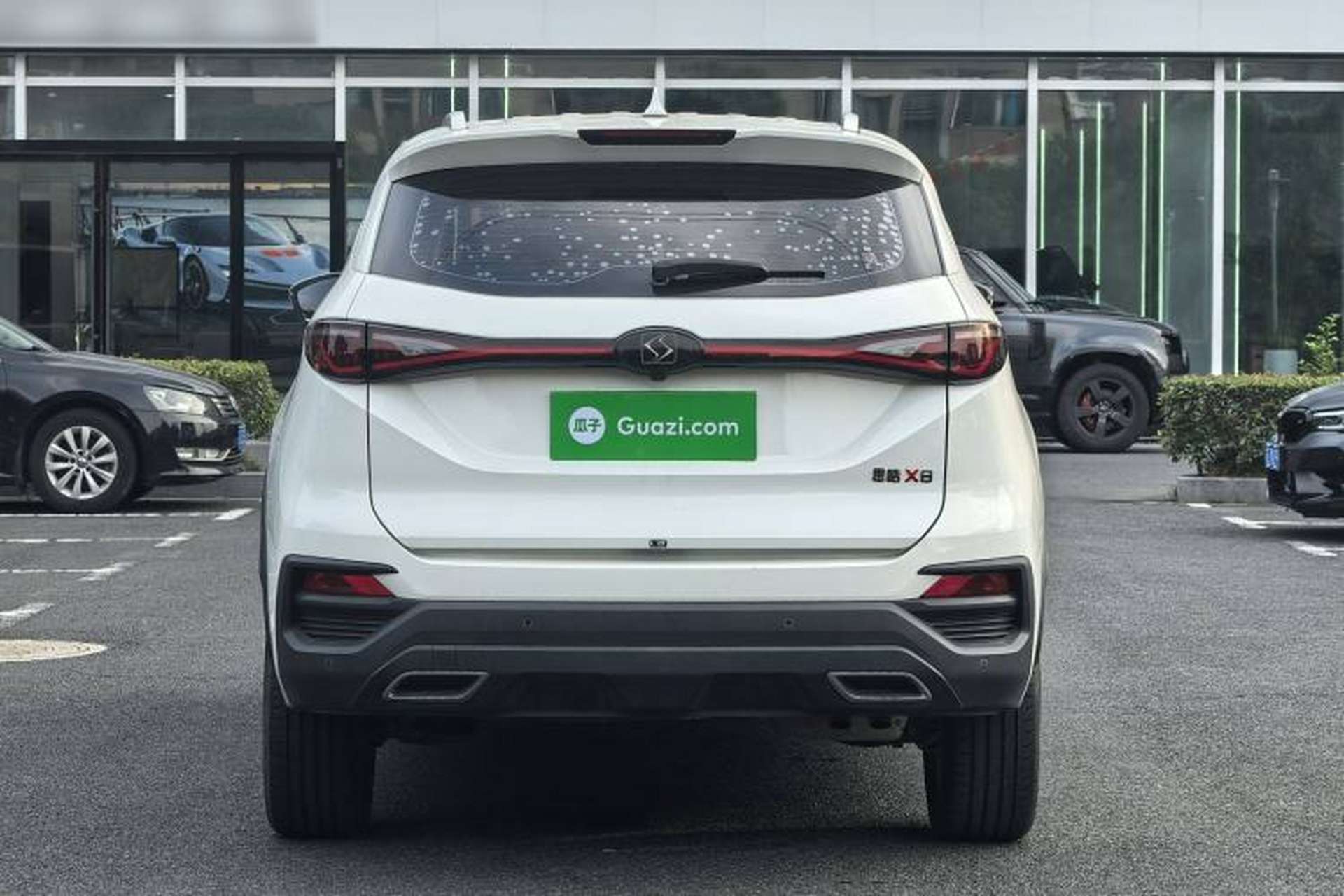 Used SOL X8 2021 300T DCT Leading Smart Connectivity Version 6 Seats Exterior 4