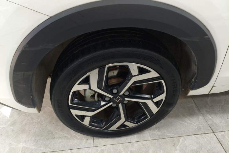 Used SOL X8 2021 300T DCT Luxury Smart Connect Edition 5 Seats Exterior 7