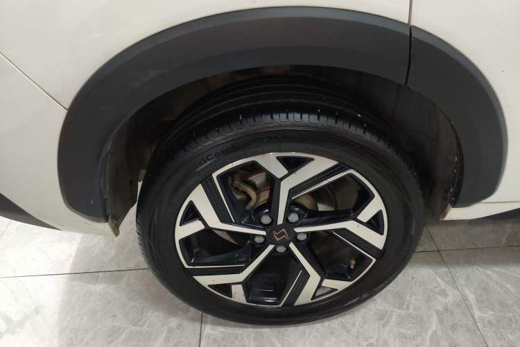 Used SOL X8 2021 300T DCT Luxury Smart Connect Edition 5 Seats Exterior 8