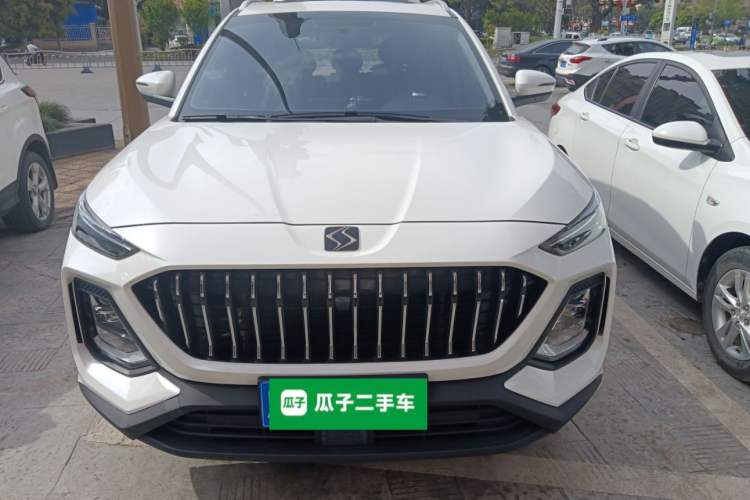 Used SOL X8 2021 300T DCT Leading Smart Connectivity Version 7 Seats Front