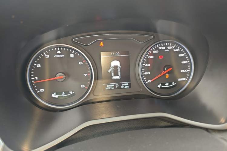 Used SOL X8 2021 300T DCT Luxury Smart Connect Edition 7 Seats Instrument Cluster