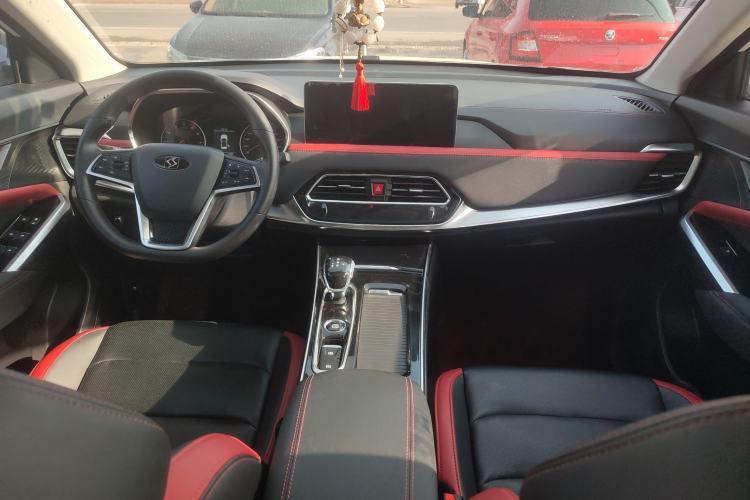 Used SOL X8 2021 300T DCT Luxury Smart Connect Edition 5 Seats Interior 2