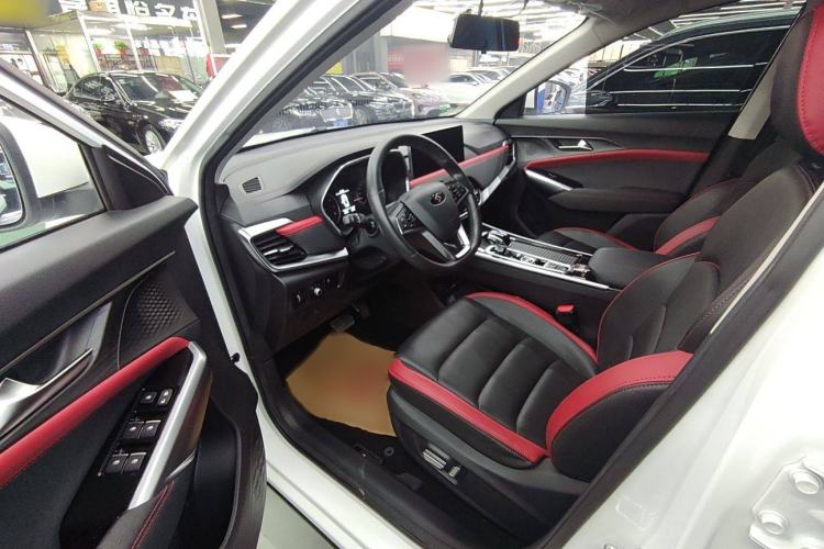 Used SOL X8 2021 300T DCT Luxury Smart Connect Edition 7 Seats Interior 3