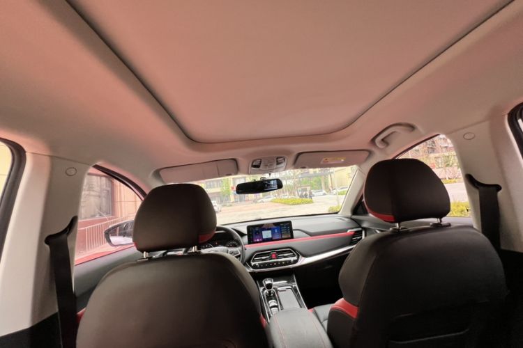 Used SOL X8 2021 300T DCT Luxury Smart Connect Edition 5 Seats Interior 9