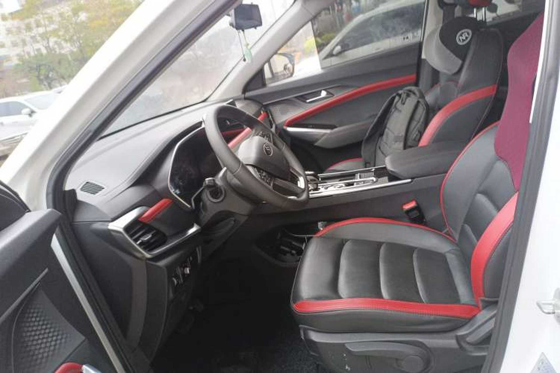 Used SOL X8 2021 300T DCT Panoramic Luxury Edition 7 Seats Left Front Seat