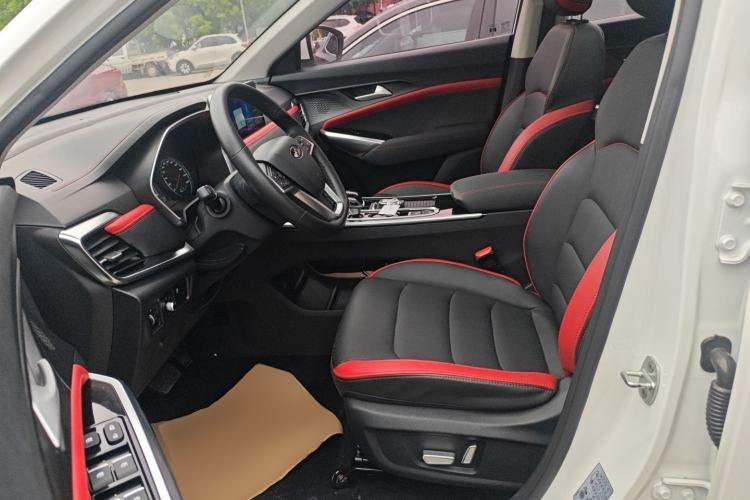 Used SOL X8 2021 300T DCT Luxury Smart Connect Edition 5 Seats Left Front Seat