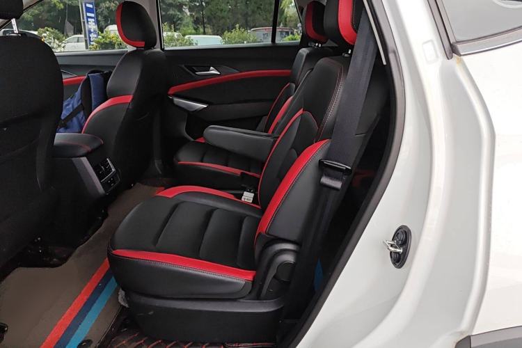 Used SOL X8 2021 300T DCT Panoramic Luxury Edition 6 Seats Left Rear Seat