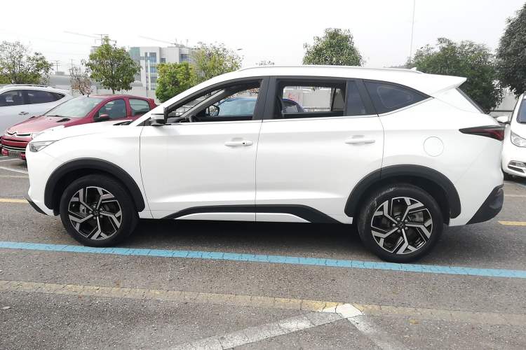 Used SOL X8 2021 300T DCT Leading Smart Connectivity Version 6 Seats Left Side